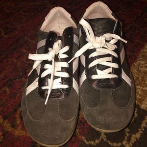 American Eagle Shoes.